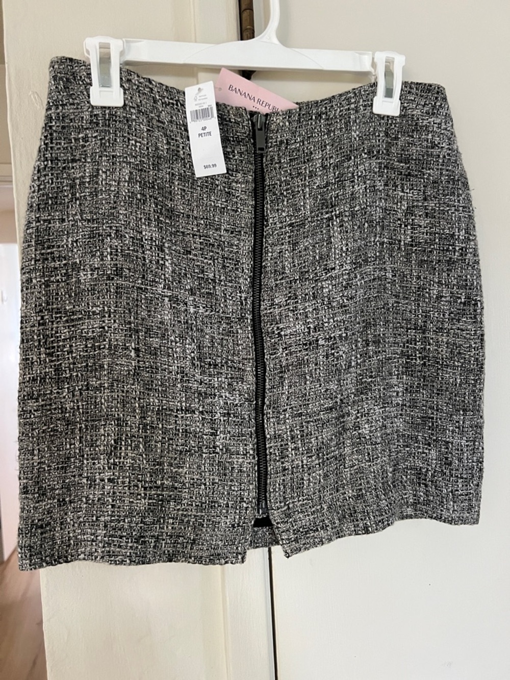 Banana Republic Black & White Tweed Zip-Front Mini Skirt